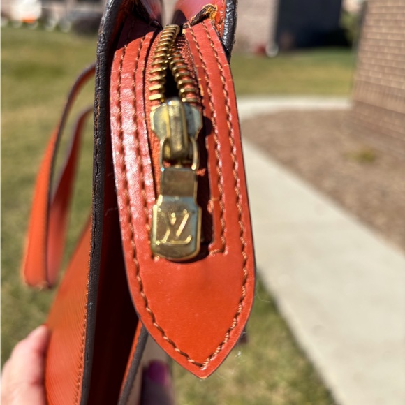 Louis Vuitton Saint Jacques Epi Leather Tote Bag / Handbag - Picture 8 of 12